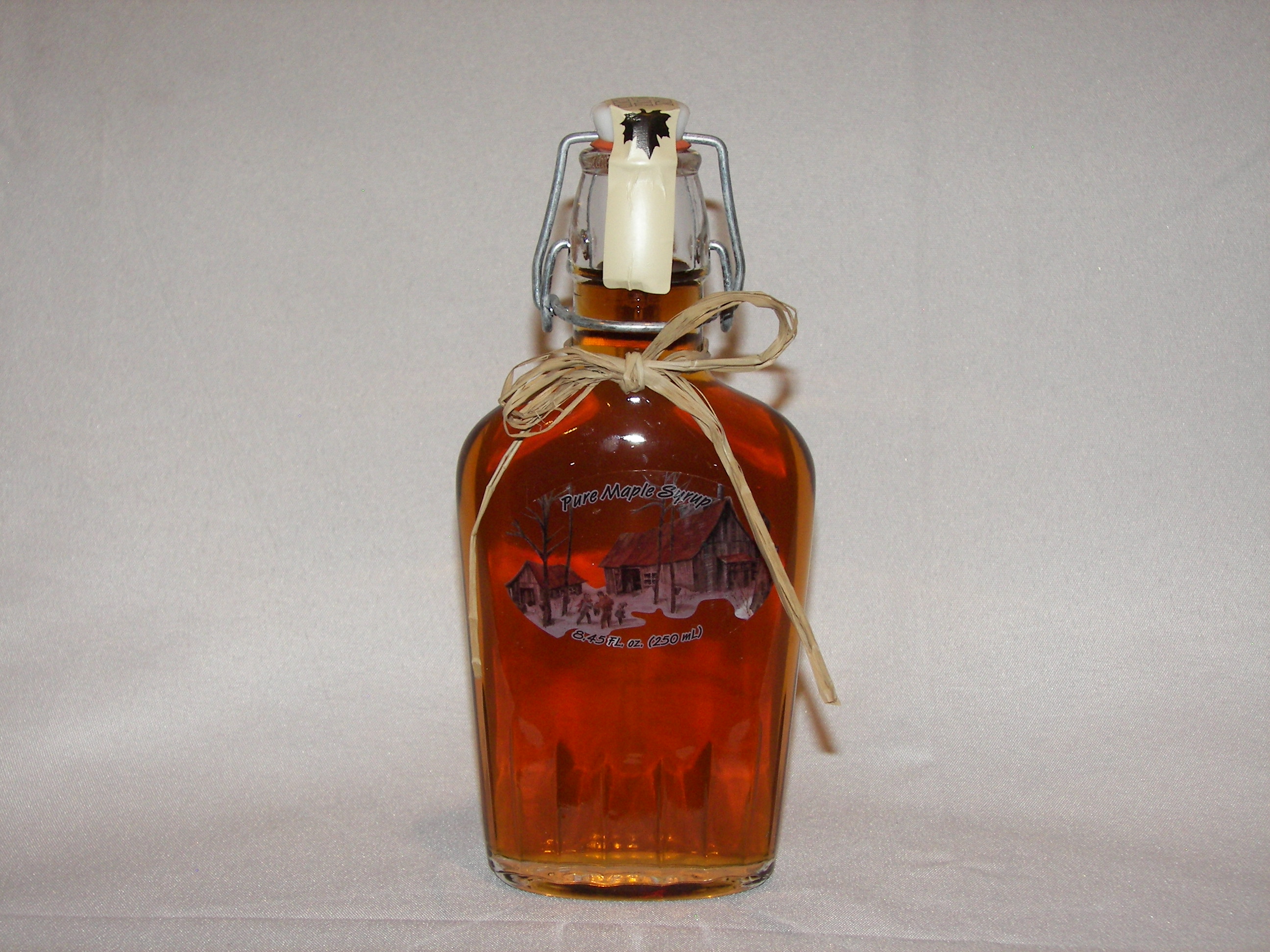 Pure Minnesota Maple Syrup » Flask with wire tie 250 mL FREE SHIPPING